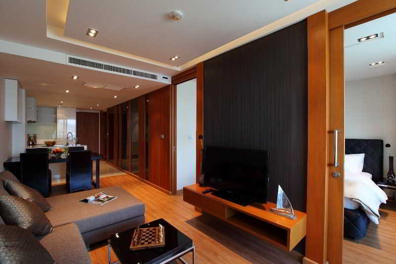 The Privilege Residence Patong Екстериор снимка